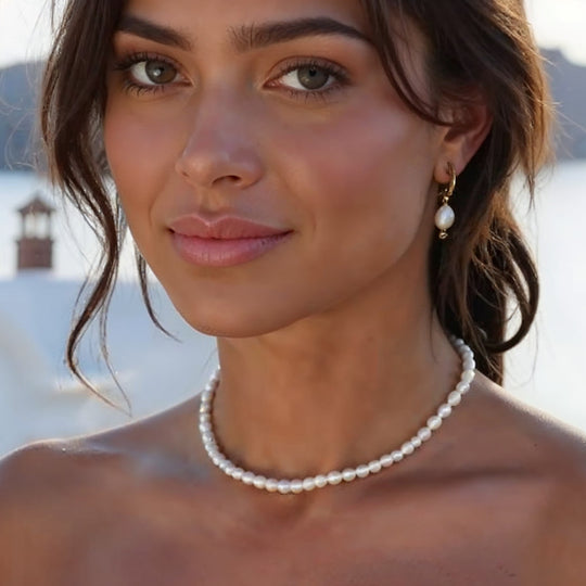 "SANTORINI" FRESHWATER PEARL NECKLACE