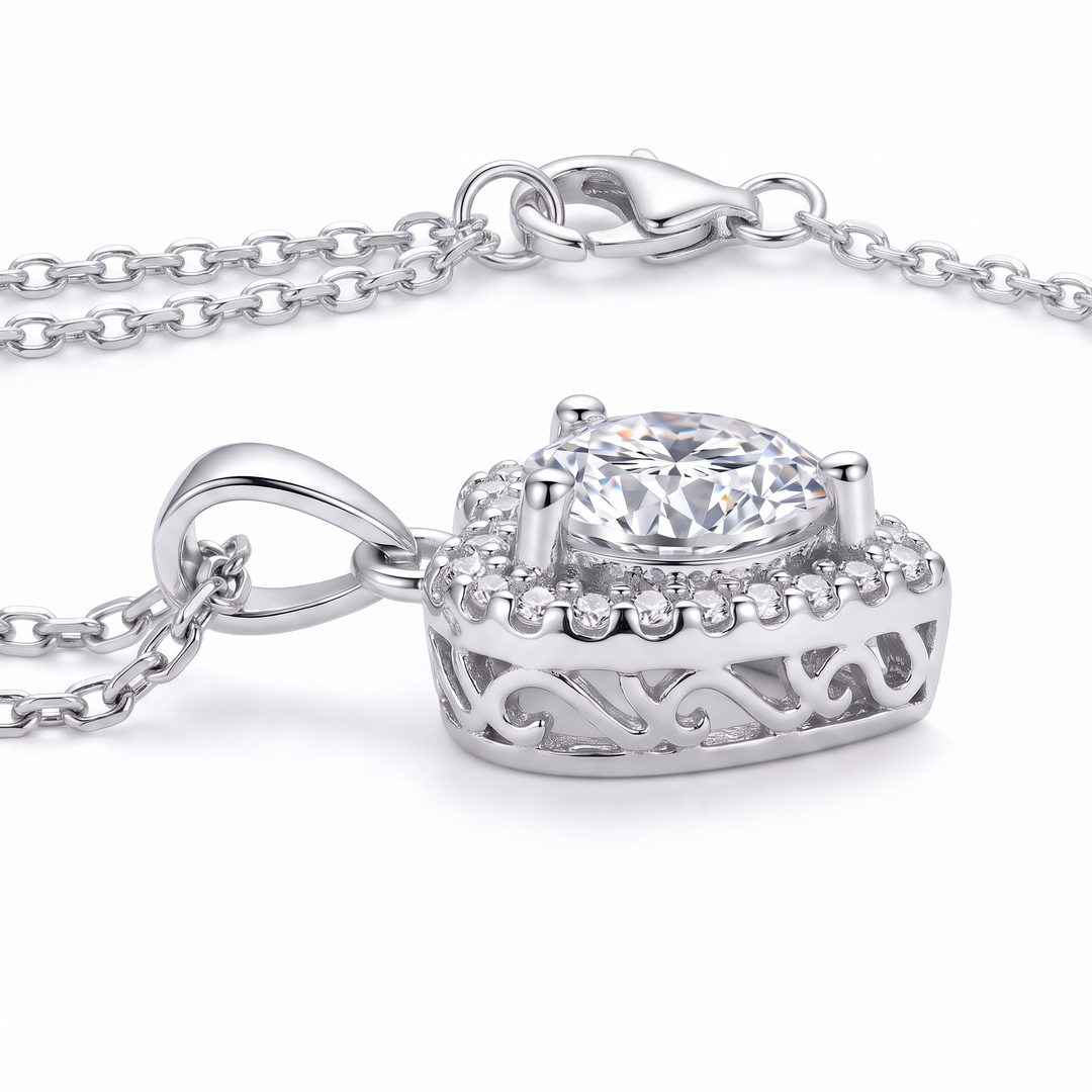 “Helsinki” Moissanite 1ct Heart Halo Necklace