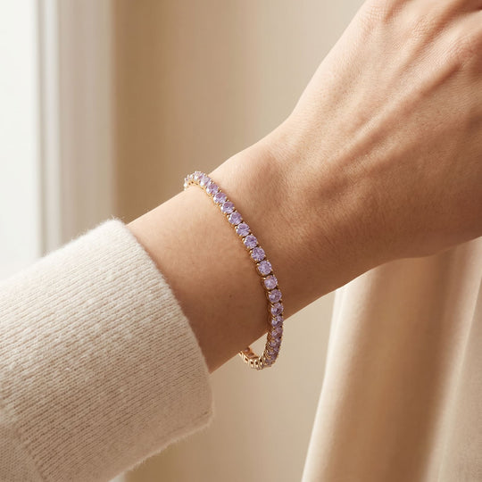 "Miami" Lavender Tennis Bracelet 2.0 gold on wrist